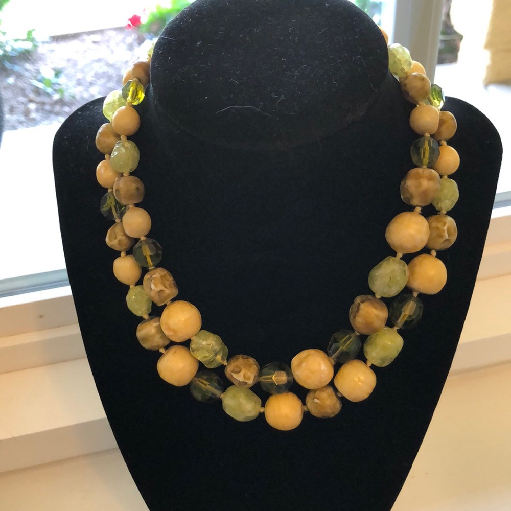 13” Vintage double strand choker. Very unique beads. Hand knotted. Hook clasp.
